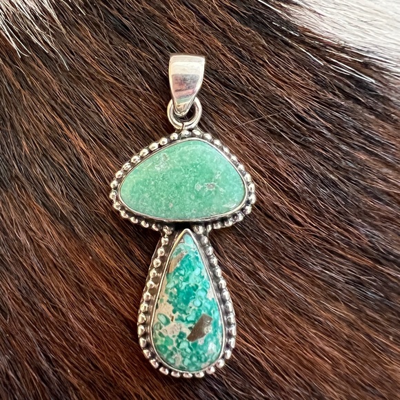 ❤️ White Water Turquoise Sterling Navajo 2 Stone Pendant 1.69” L - 6.2 Gram - Picture 3 of 12